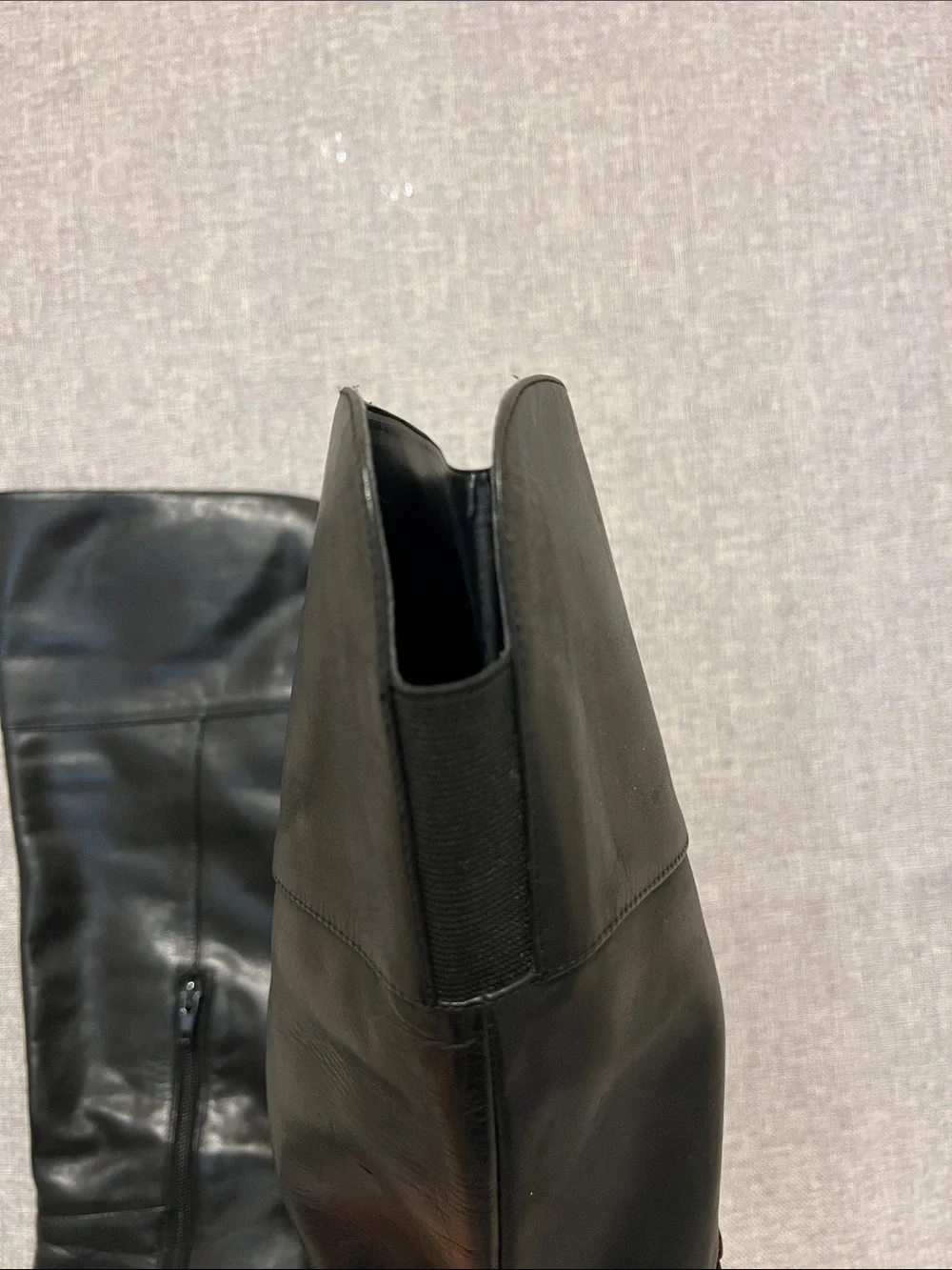 Audrey Brooke Black Leather High Heel Boots - Picture 3 of 10